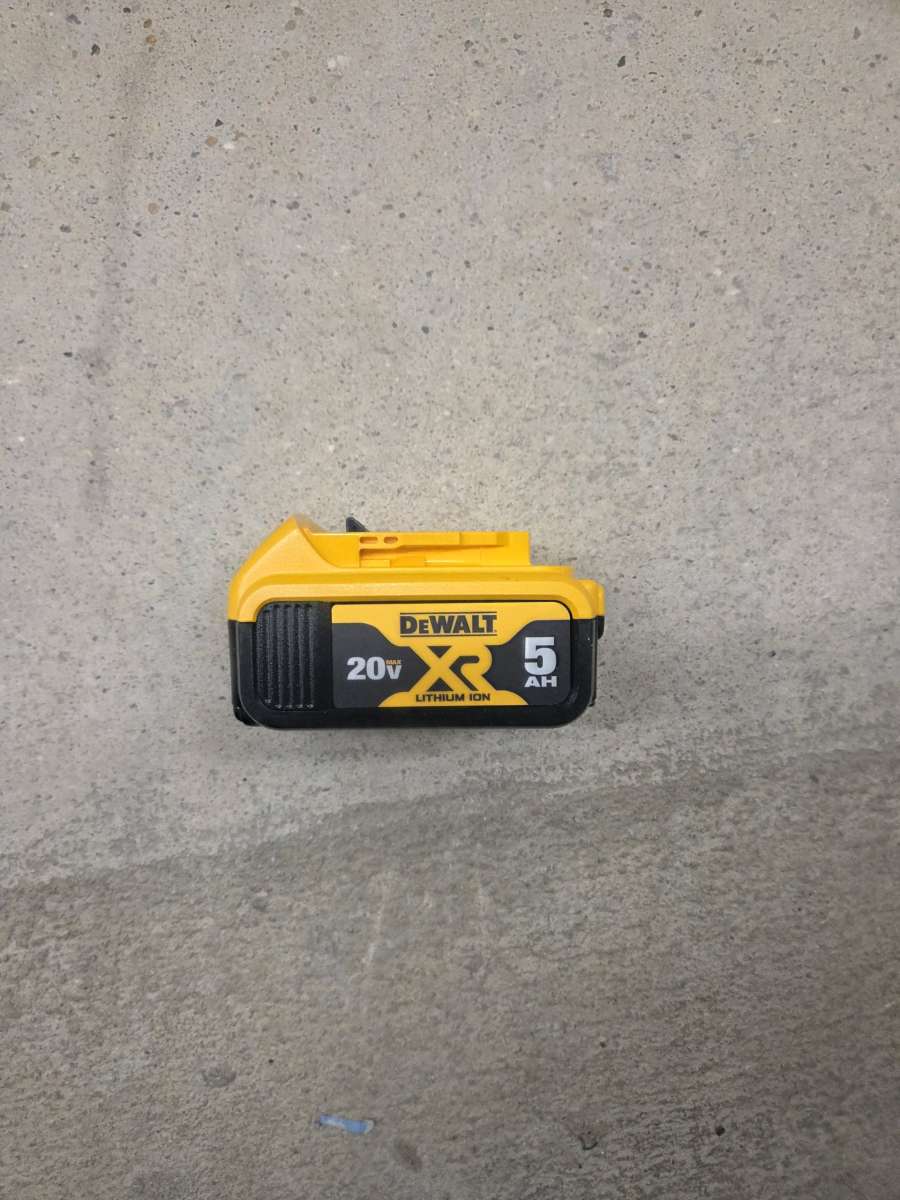 dewalt 5ah battery and charger