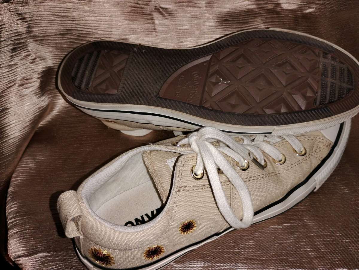 Converse
