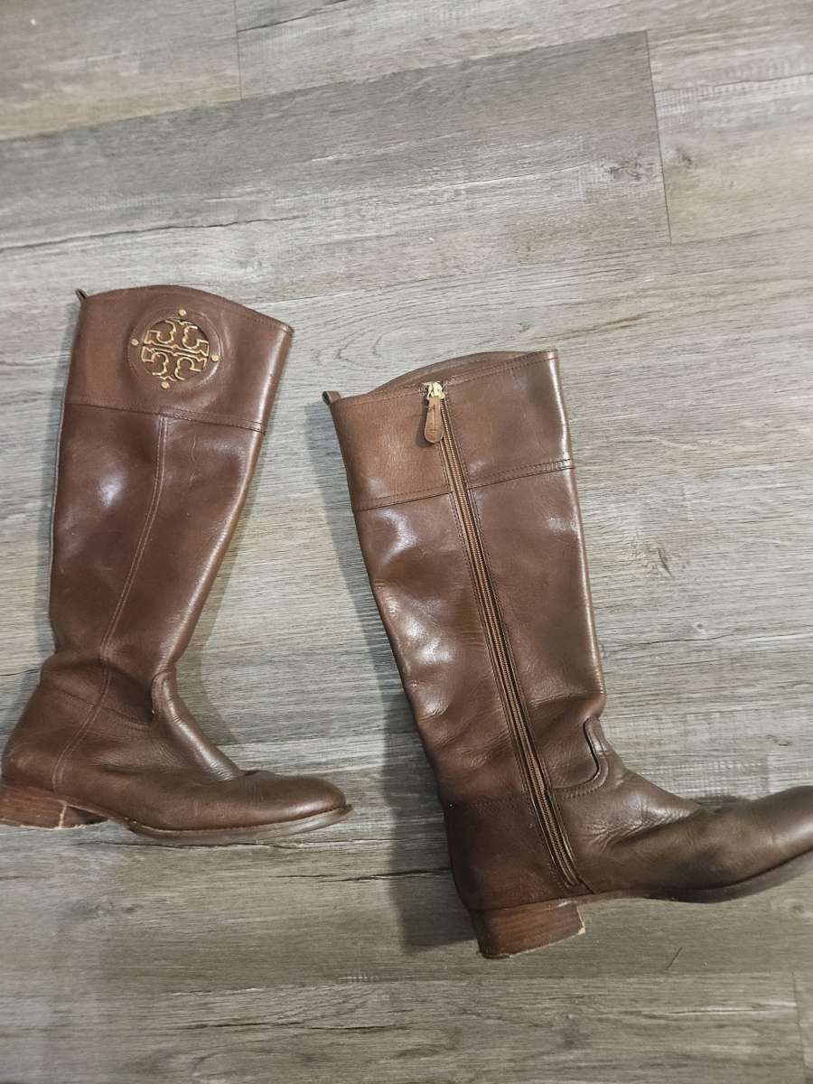 Tory Burch Kiernan Rinding Boots