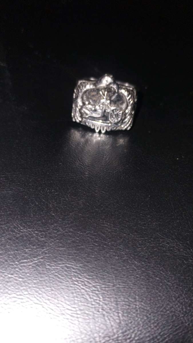 ride hard live free ring
