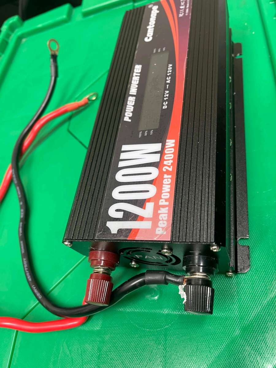 12002400W Peak Power Inverter DC 12V to 110V120V AC Converte