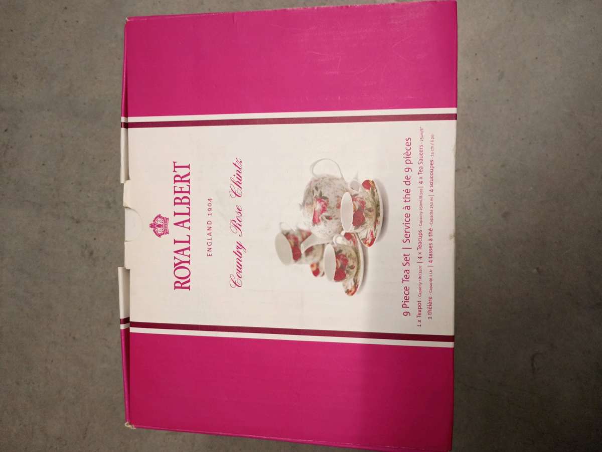 Royal Albert Tea Set