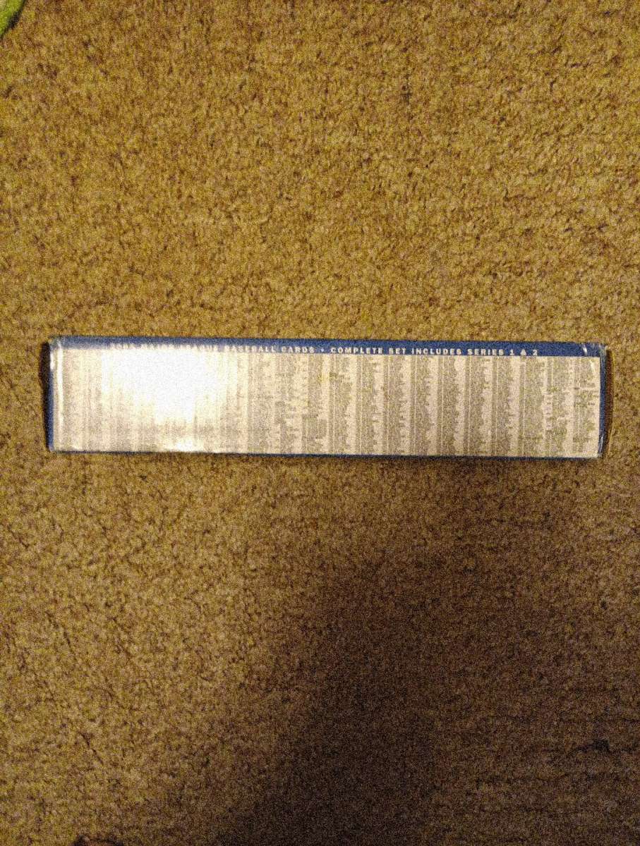 2005 in open Topps baseball cards