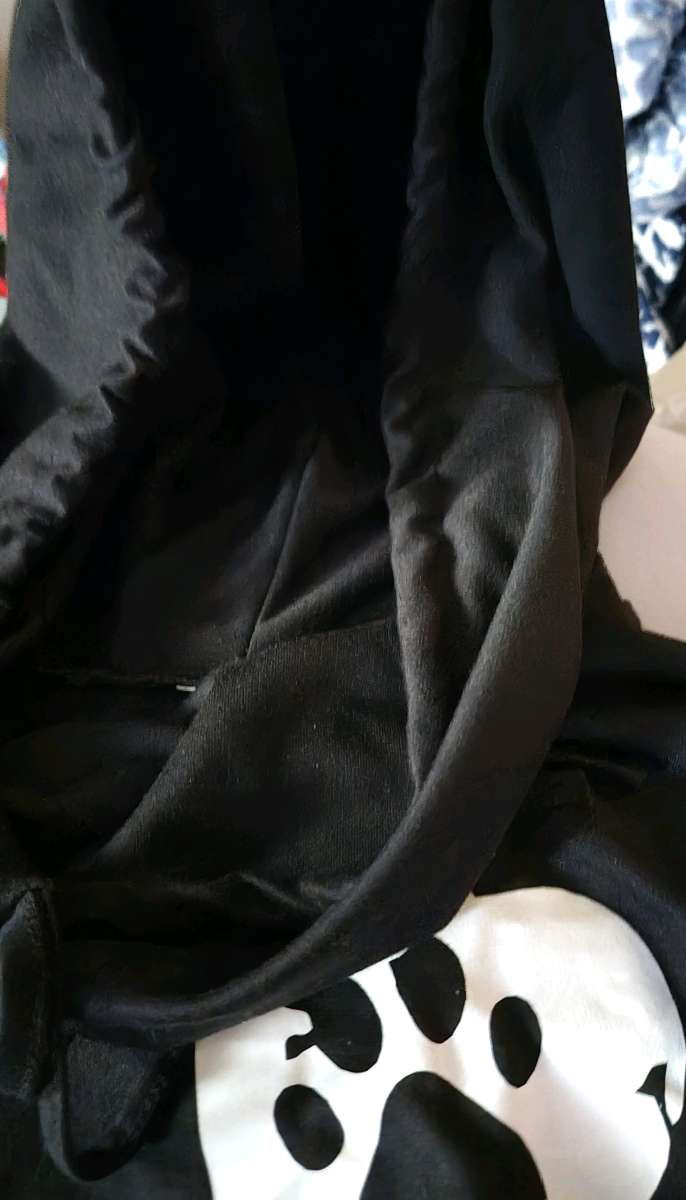 NWOT black LOVE funnelneck hoodie with paw print size XL