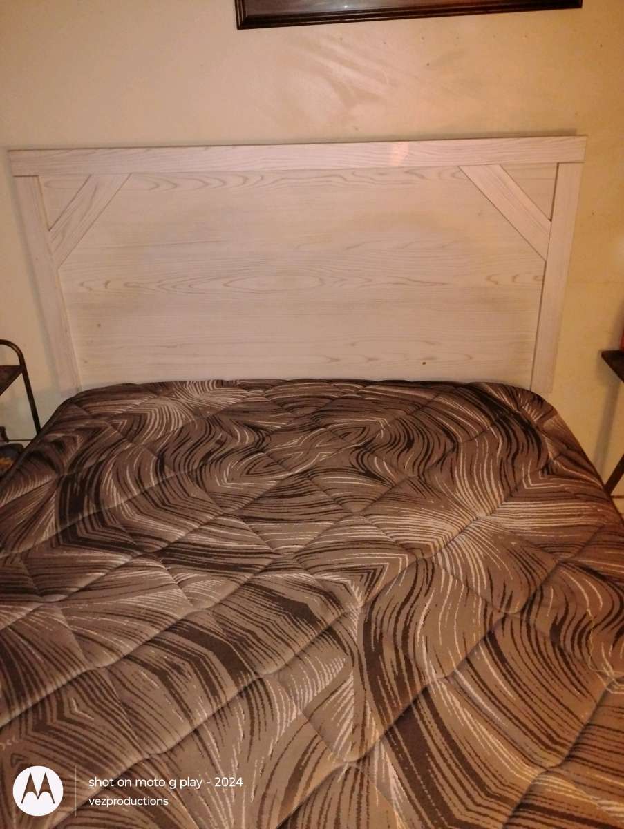 three piece bedroom set Ashley threepiece queen size