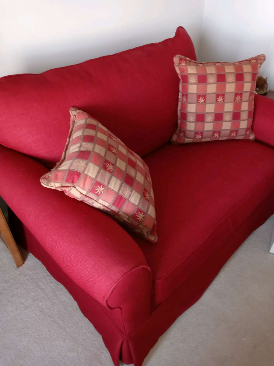 Fold out Love seat with autmum
