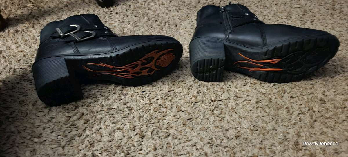 womens 7 and a half harley boots