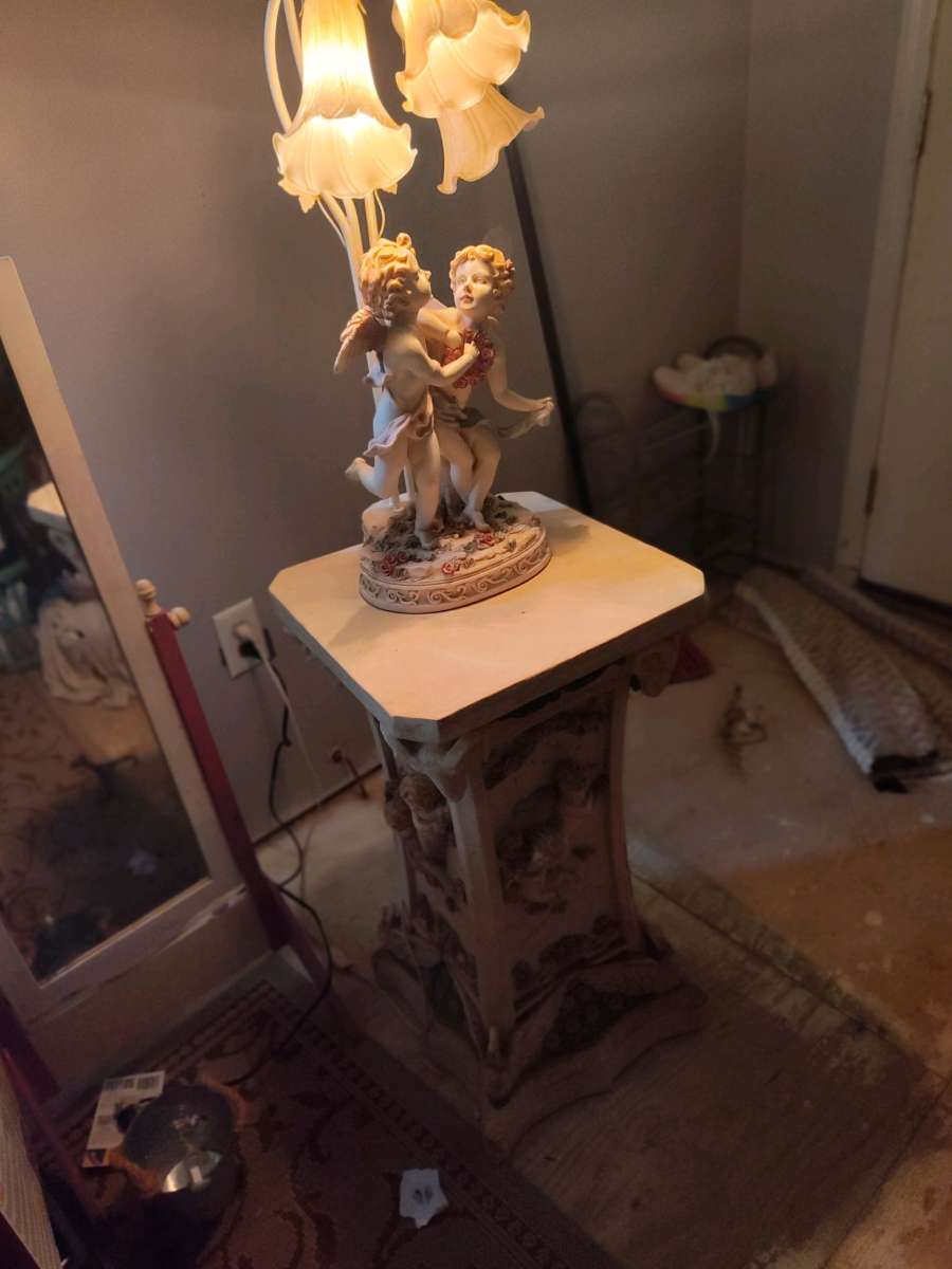 Angel Lamp with stand