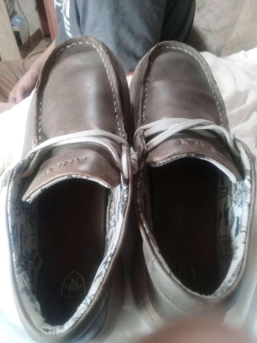 Ariat womens shoes size 8