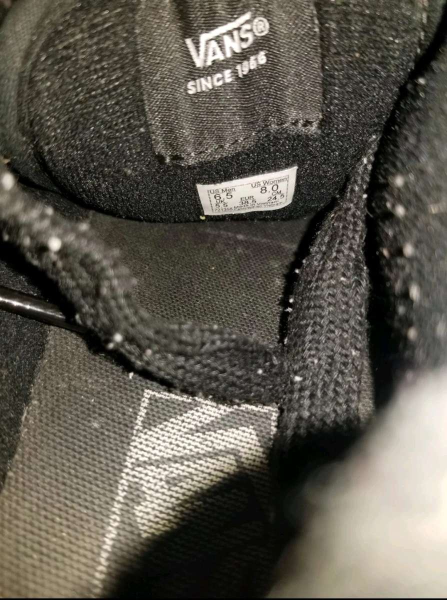 Vans KNU SKOOL SIZE 6 5 GS BOYS