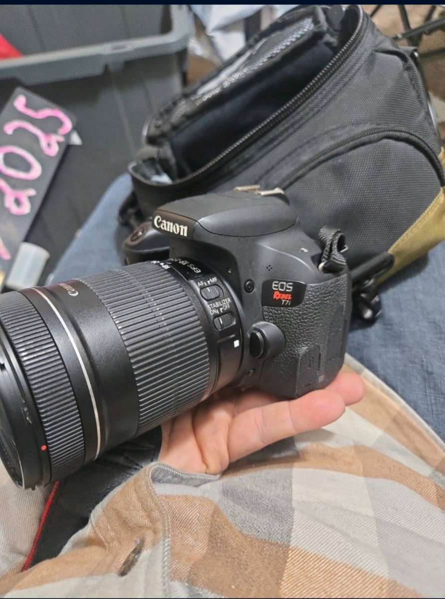 cannon rebel T7i