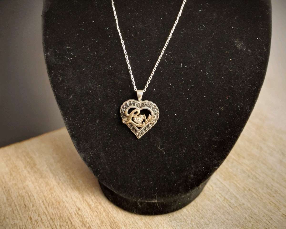 Silver heart necklace