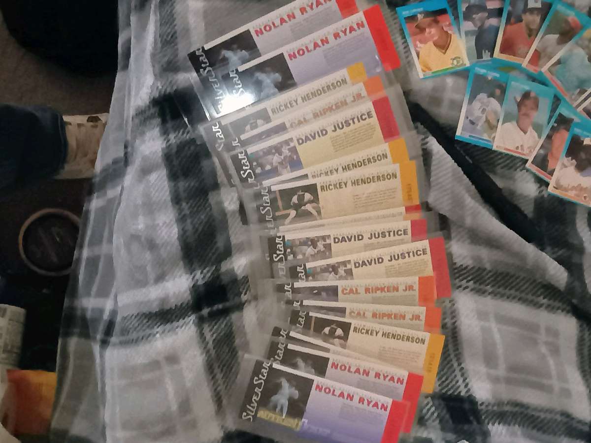 lot of baseball cards