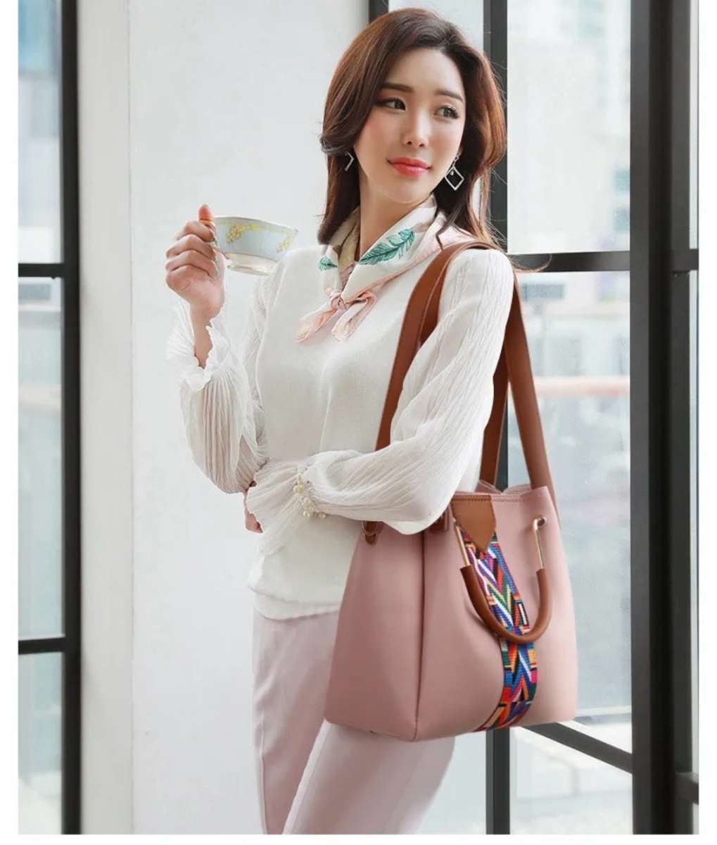 Pink leather handbag set with wallet and card holder luxuryb