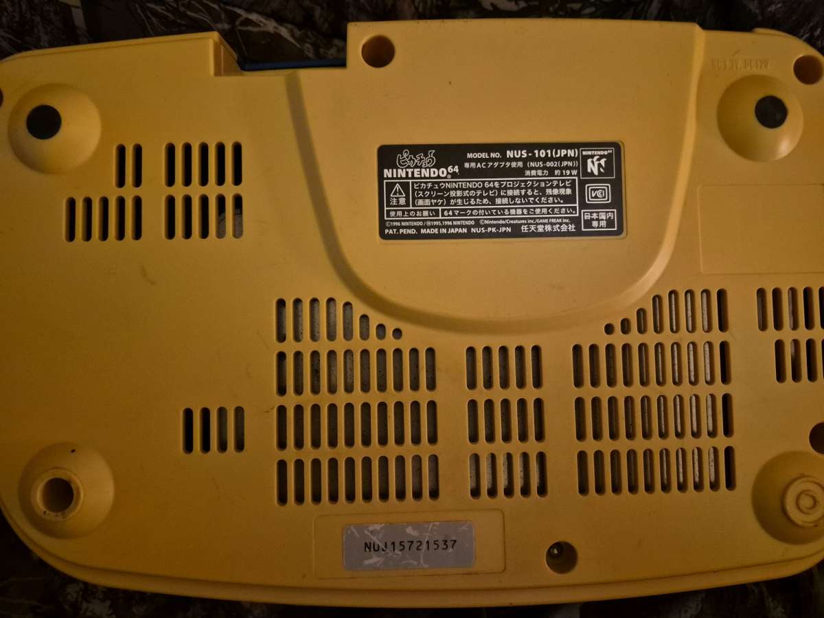 N64 Blue Pikachu all attachments