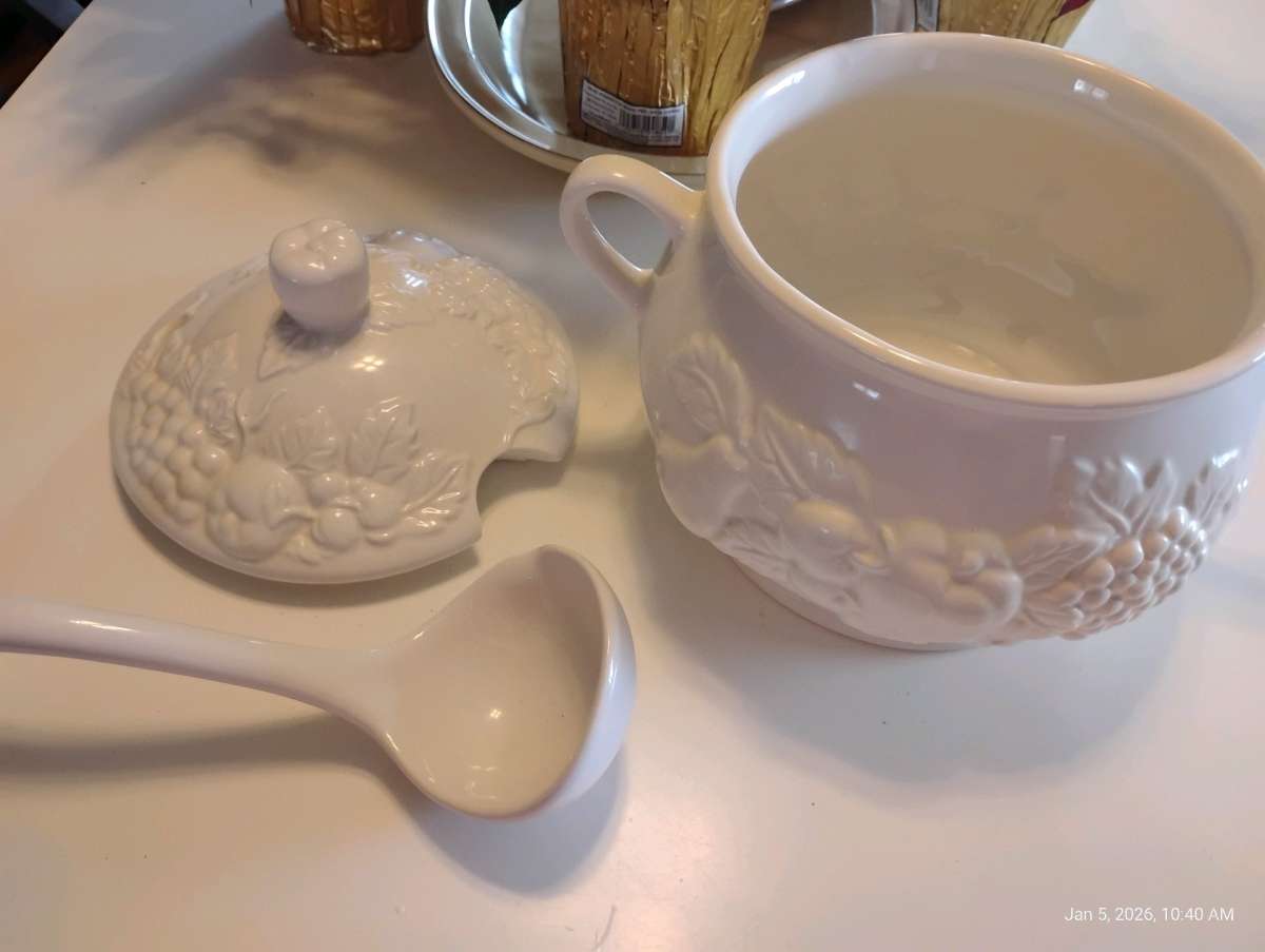 vintage bowl with spoon and lid