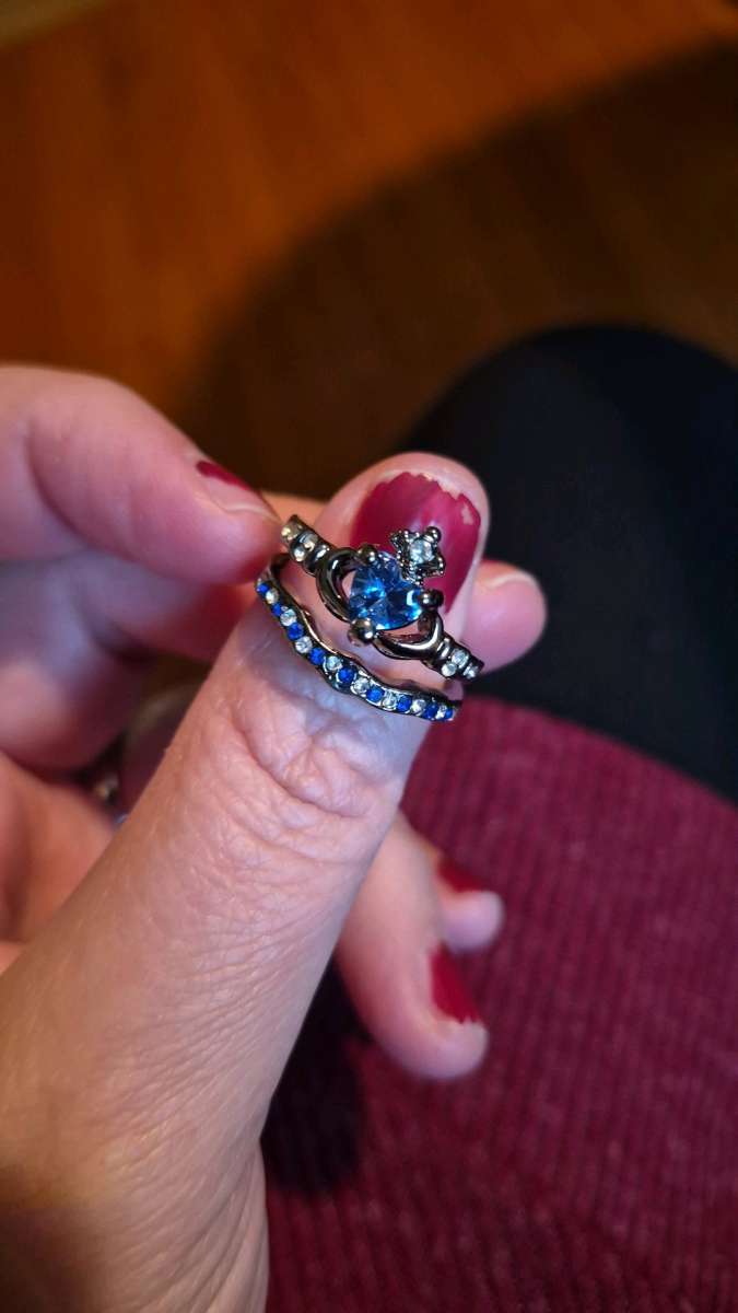 BRAND NEW 2PC sapphire Celtic ring set size 9