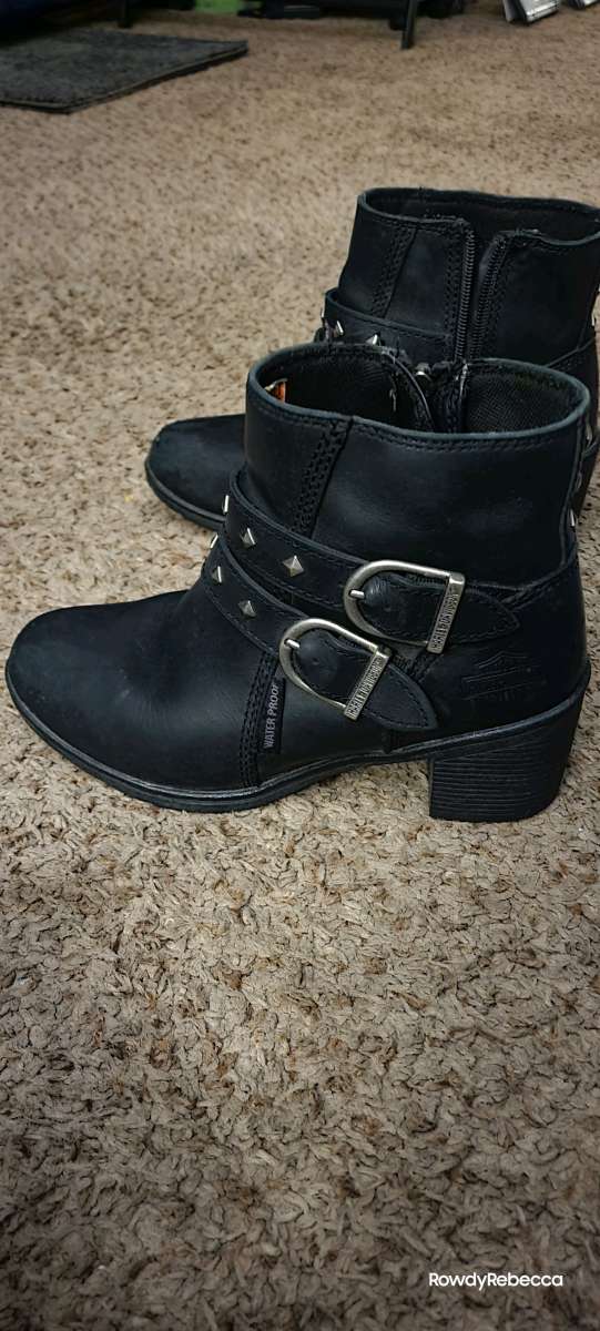 womens 7 and a half harley boots