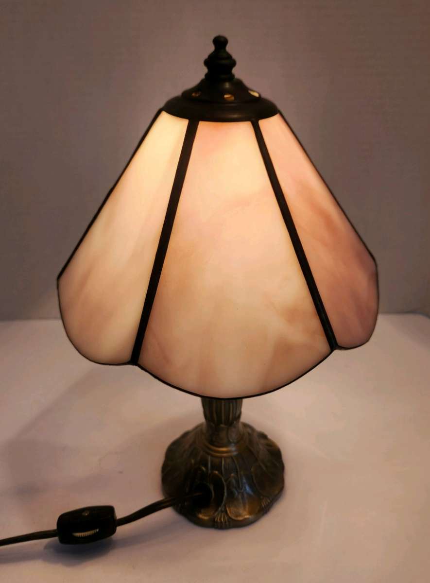 Meyda Tiffany Style Lamp With Handpainted Slag Glass Shade