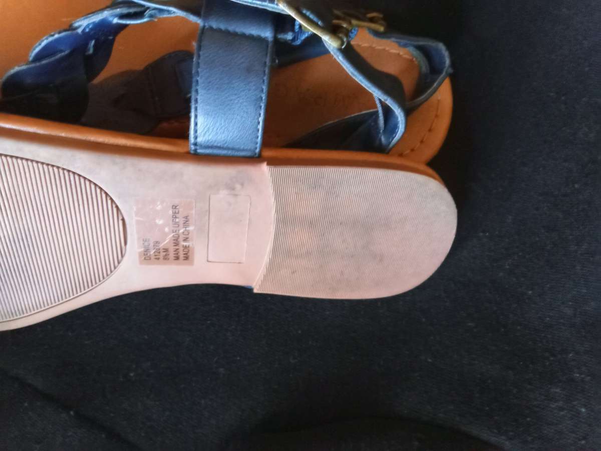 Womens sandles