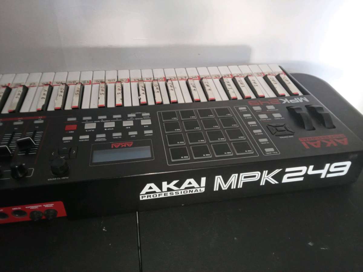Akai MPK249 49Key Keyboard Controller