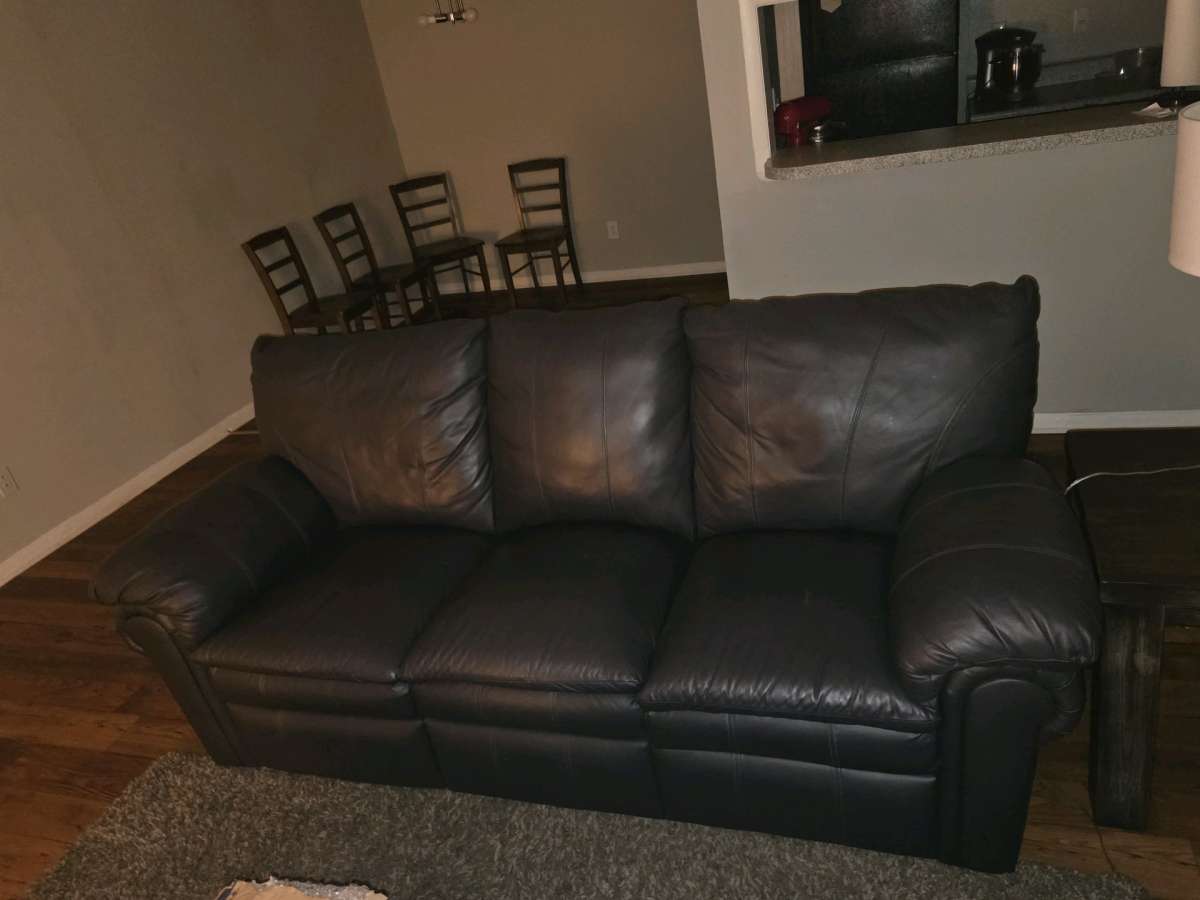 Ethan Allen  Two Piece Leather SET with Recliner