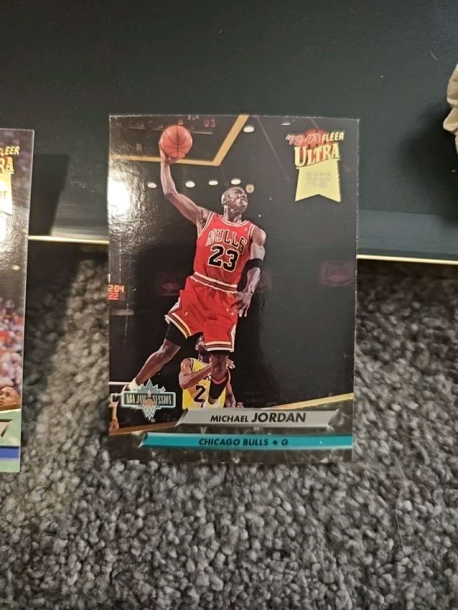 9293 Fleer Ultra Series II Basketball Set