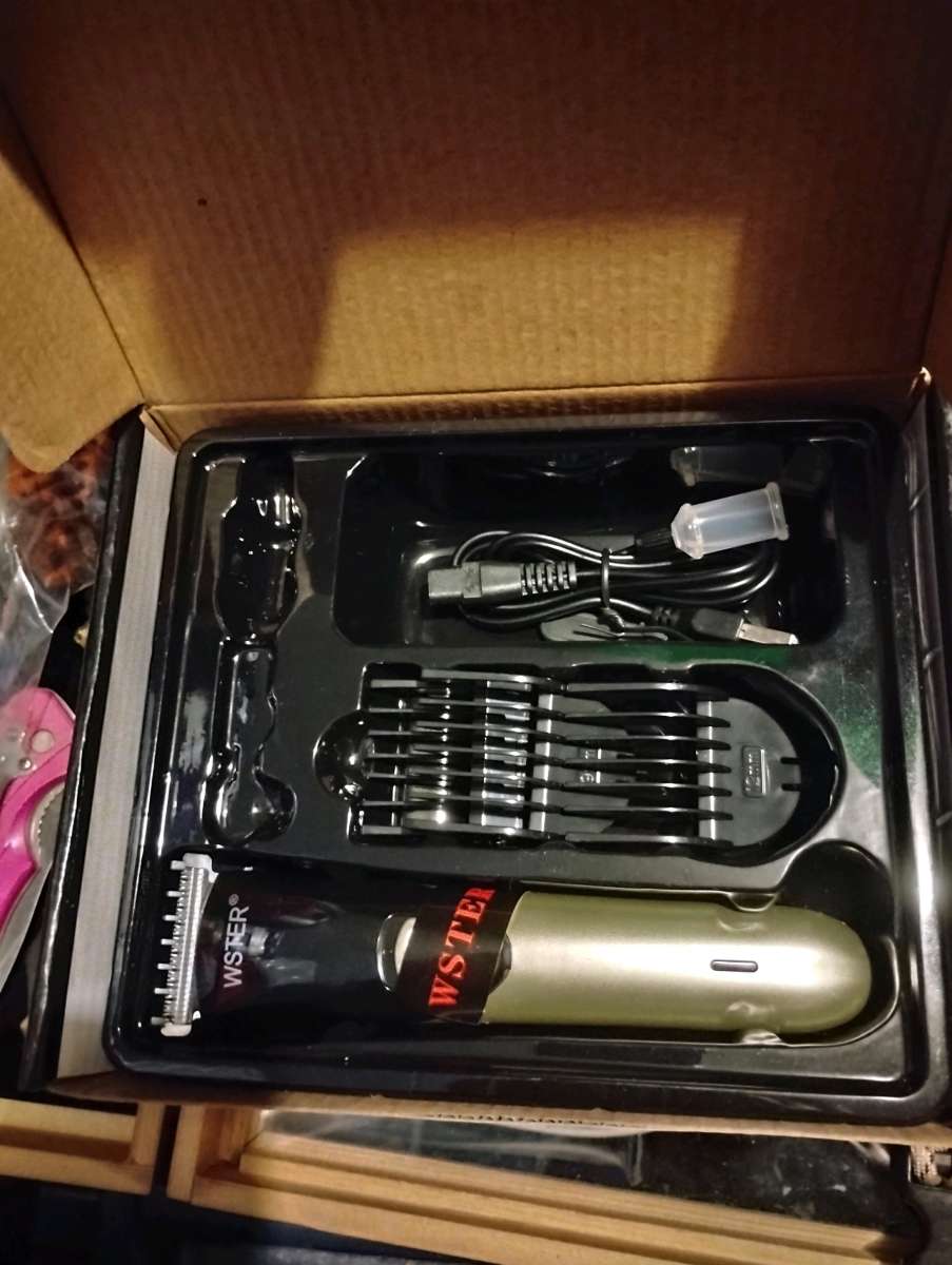 mens cordless rechargeable bearded hair trimmer