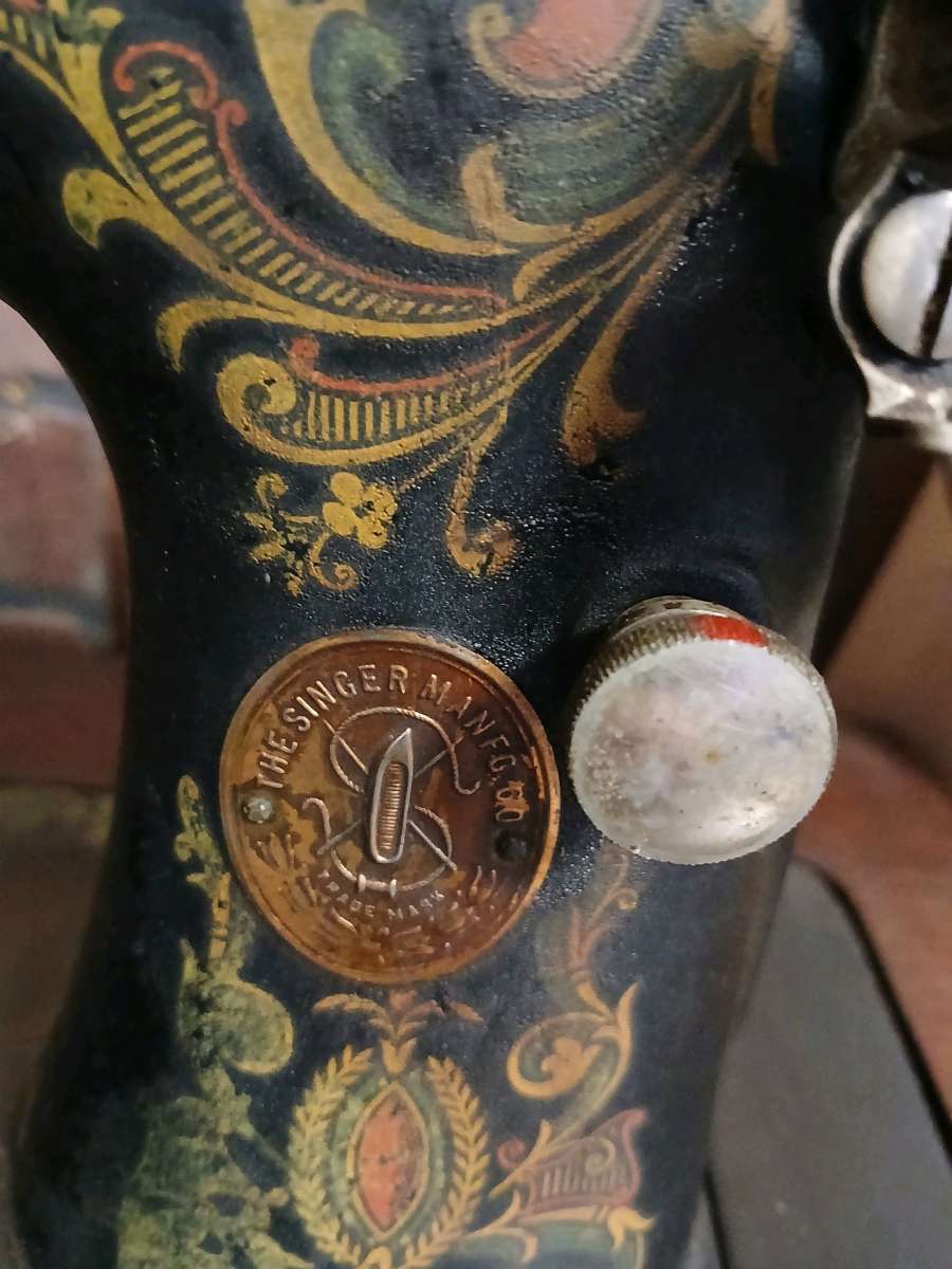 my finallt offer on this 1020s singer sewing machine