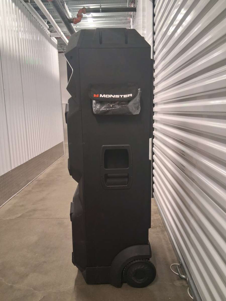 MONSTER G130 Bluetooth speaker 5ft tall