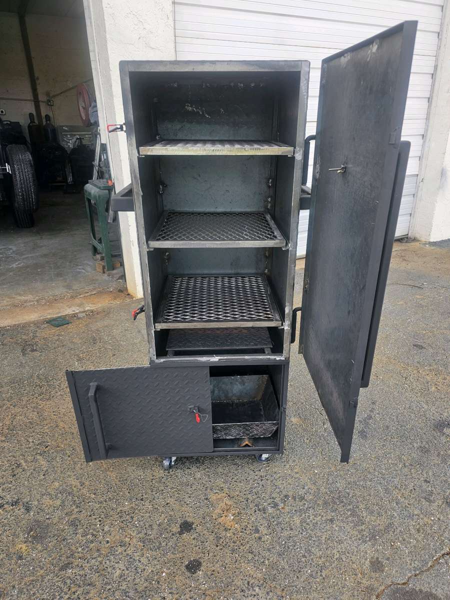 smoker an grill in one