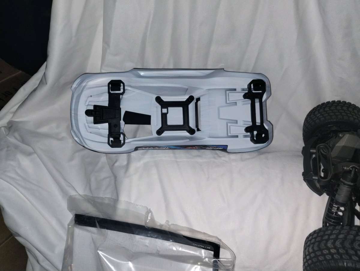 Traxxas xrt mini 4wd