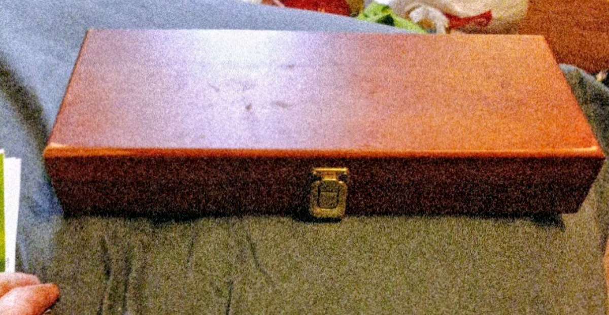 Hoppes Rifle  Shotgun Cleaning Kit  Box Empty