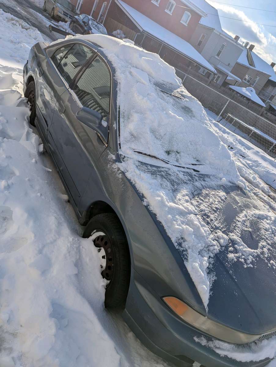 2000 Mitsubishi Galant es sedan 4door