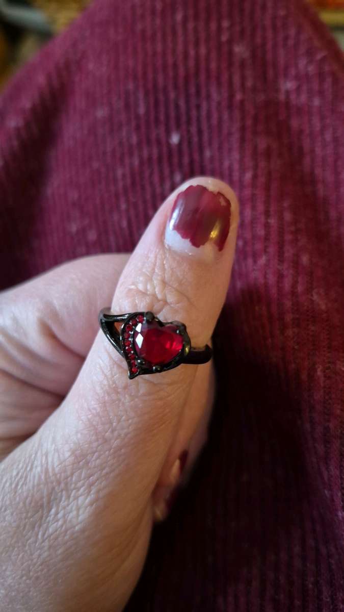 NEW ring with red heart size 9
