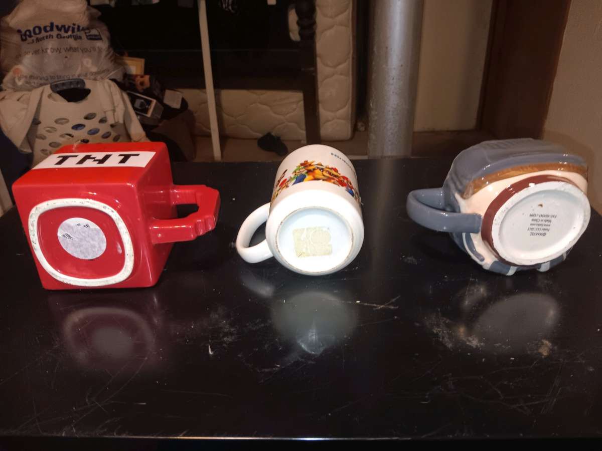 ceramic mugs