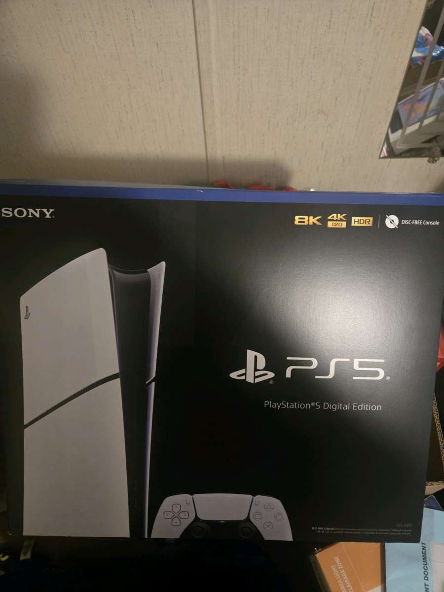 playstation 5 digital with extra remote
