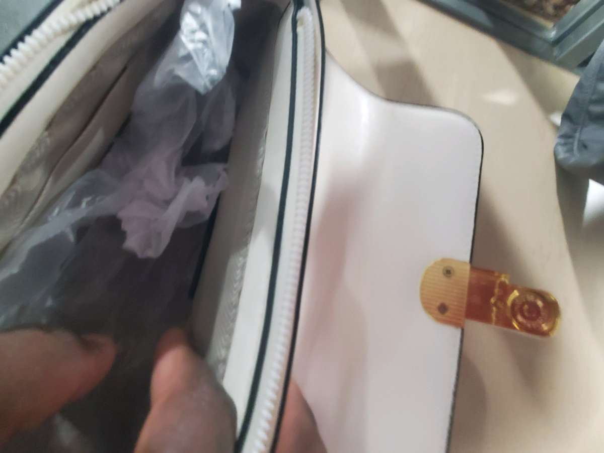 Marc Jacobs Stylish Black and White Crossbody Bag