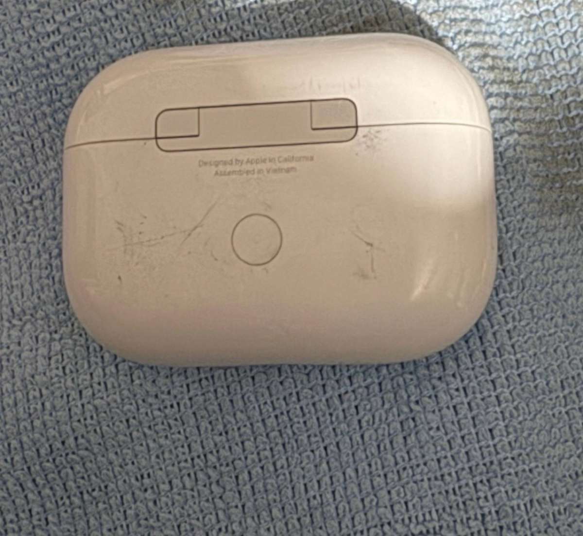 AirPods Pro 2nd generation with MagSafe Charging Case USBC