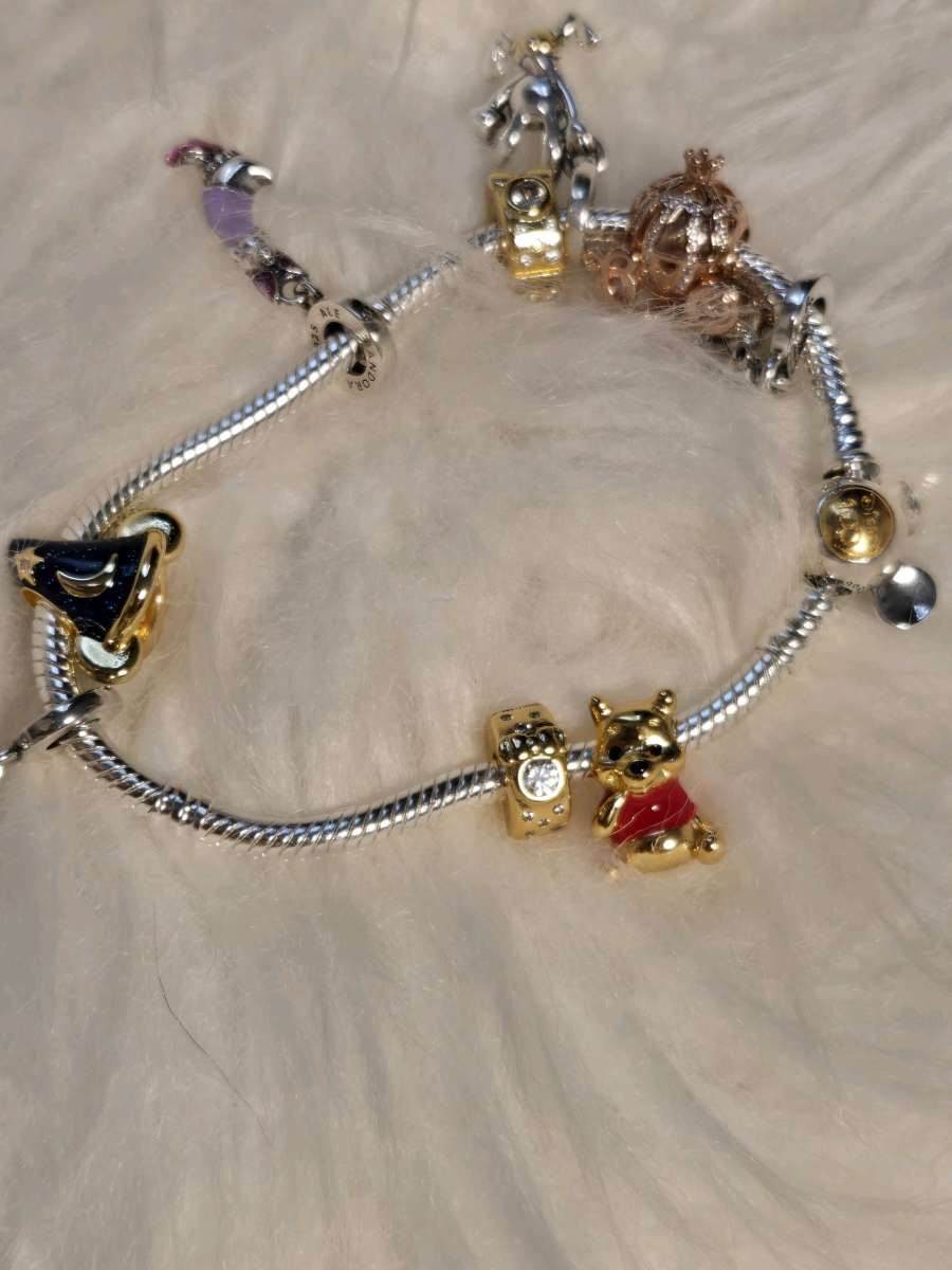 PANDORA 14k Gold Disney Winnie the Pooh Bear Charm for Pando