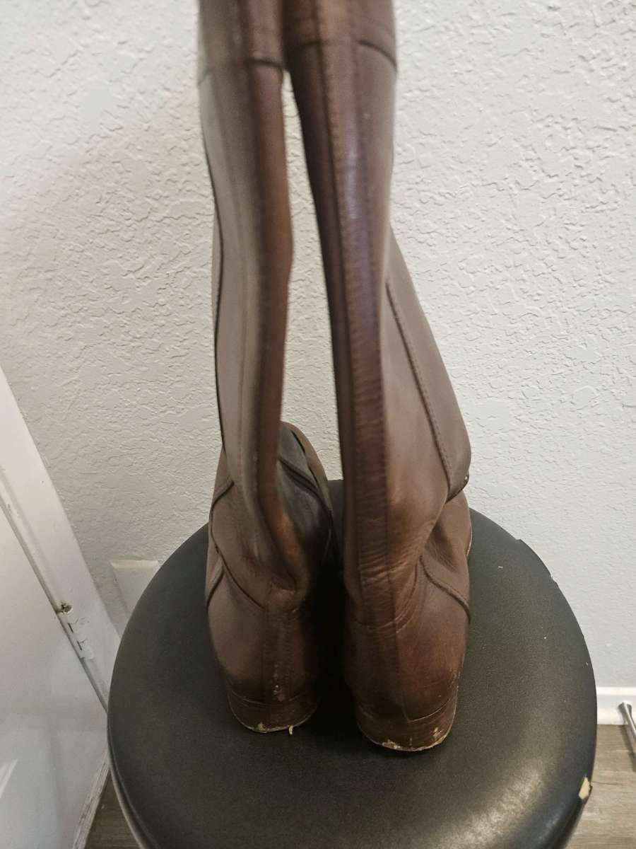 Tory Burch Kiernan Rinding Boots