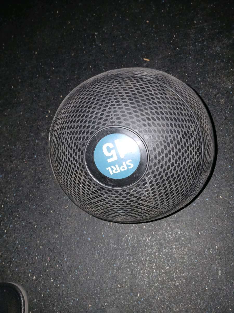 pelota de ejercicio  o medicina