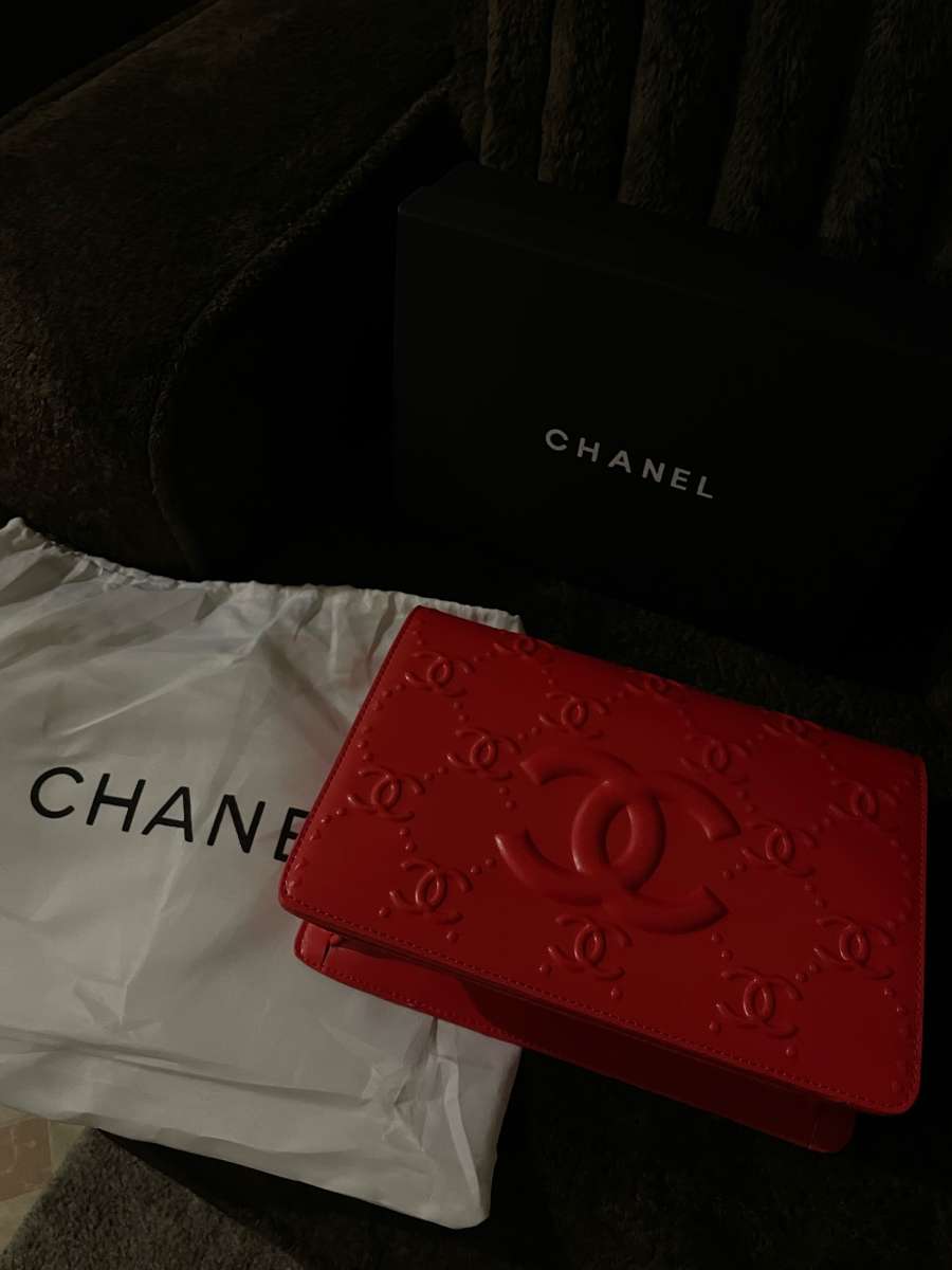 red Chanel purse