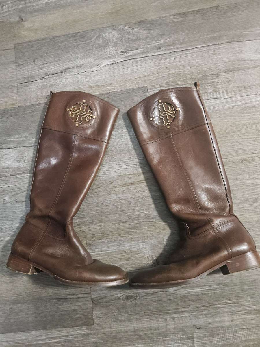 Tory Burch Kiernan Rinding Boots