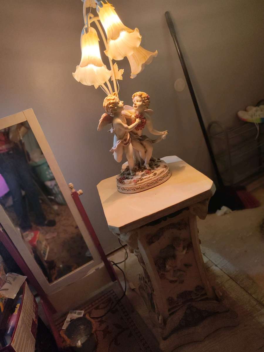 Angel Lamp with stand