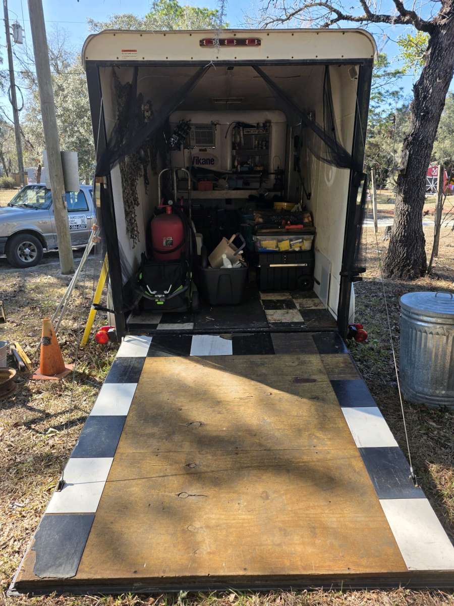 2004 Gladiator 14 enclosed trailer custom