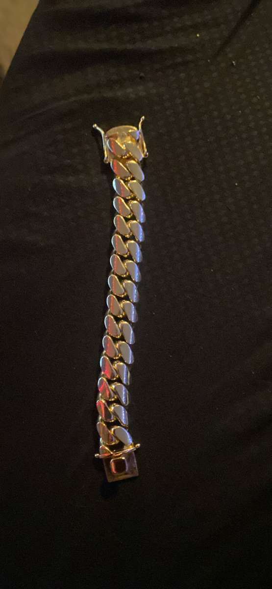 Cuban link braclet