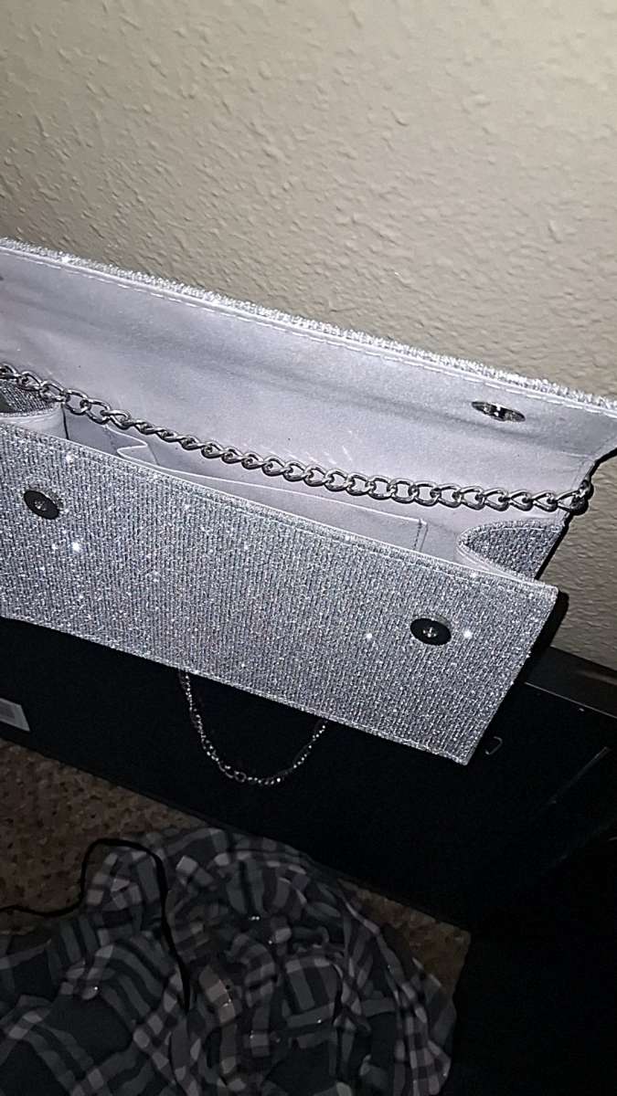 purses and wallets   i will ship and I have cashapp