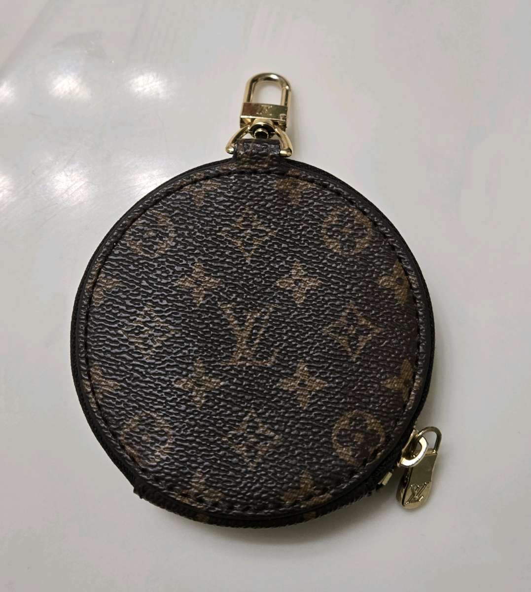 Louis Vuitton accessorie