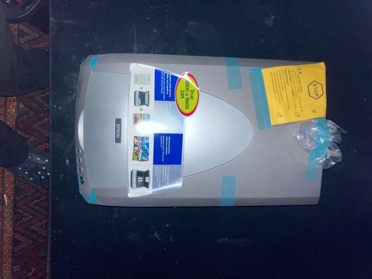 Epson Perfection 2480 Photo Flatbed Scanner